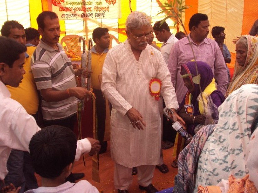 Felicitating Old age people (3)_600x600_100KB.jpg